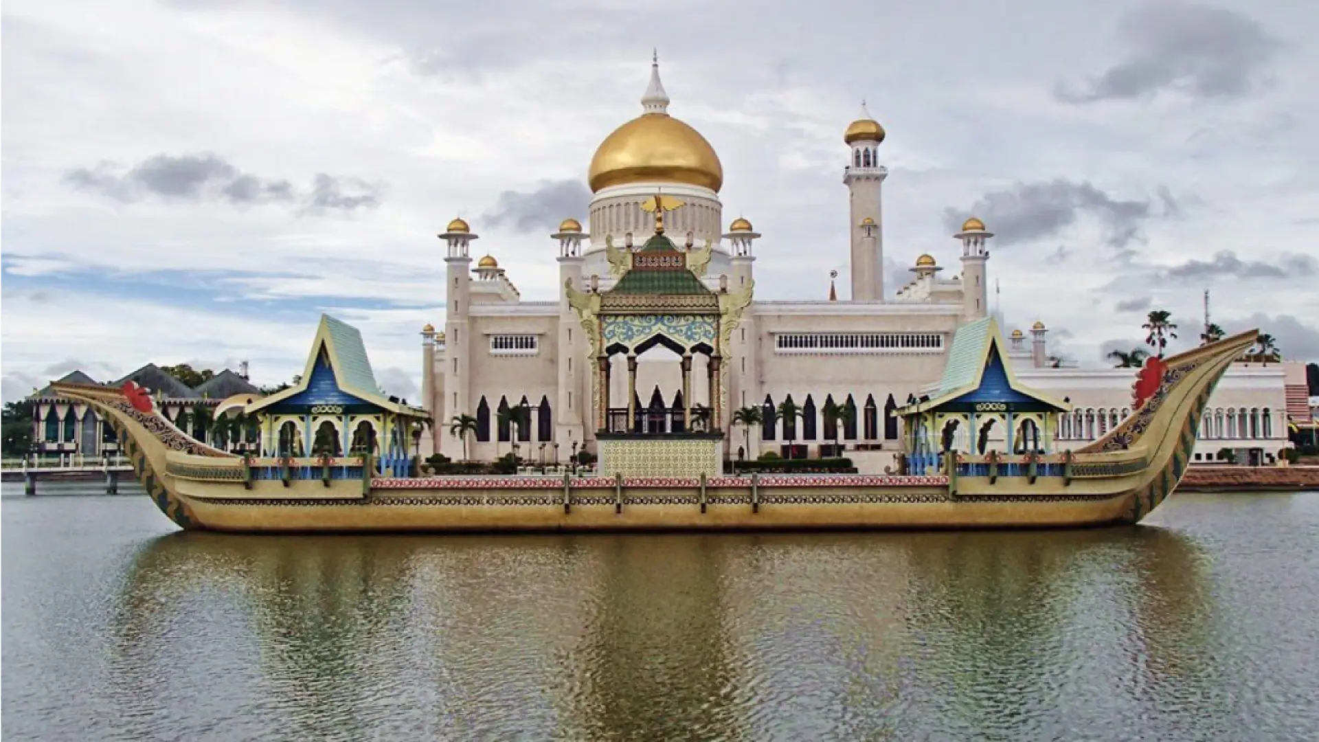 Bruneyda bakalavr va magistratura bosqichini to'la moliyalashtirilgan holda o'qish uchun Government of Brunei Darussalam Scholarship dasturi